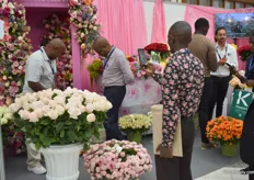 The booth of PJ Dave Flower Group was well visited and decorated.